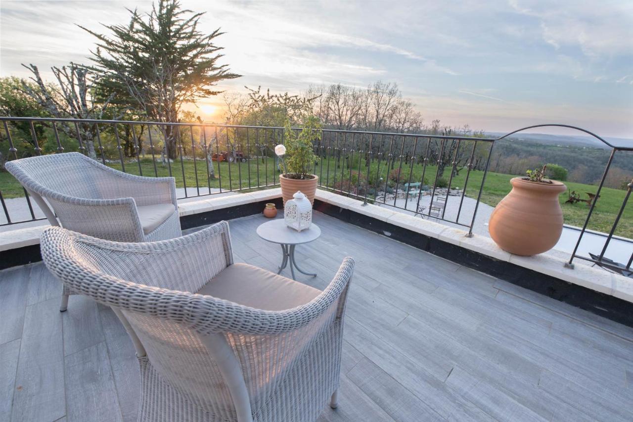 Bed and Breakfast Domaine La Garenne Reilhaguet Exterior foto
